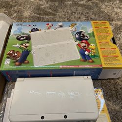 New Nintendo 3DS Super Mario White Edition