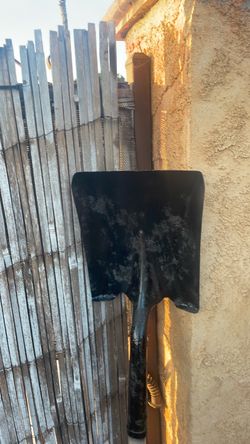 Shovel metal handle. Heavy duty