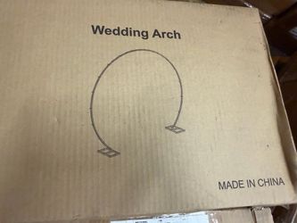 Wedding arch📍$20 each multiples available