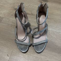 Women's Heels Size 7