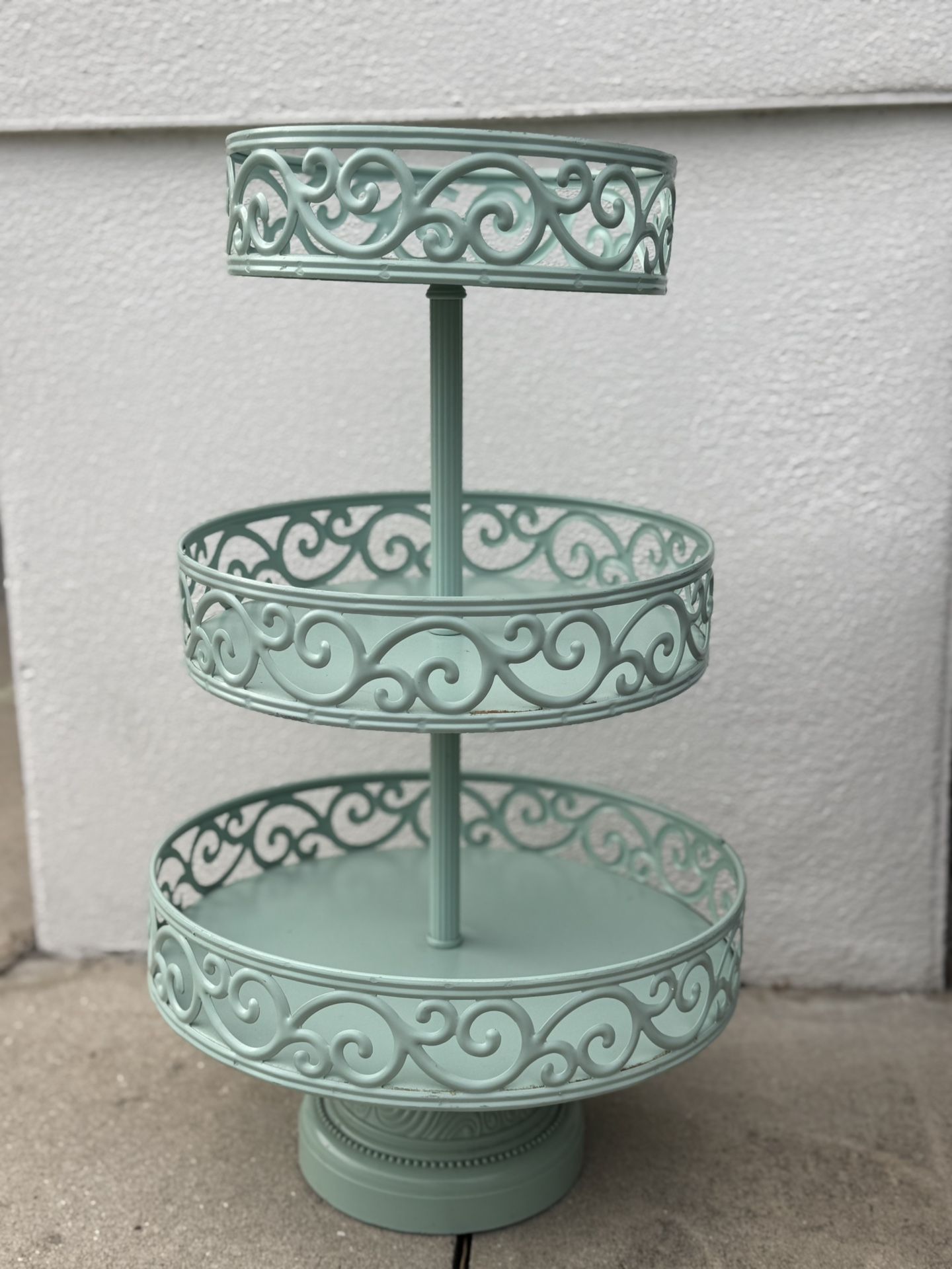 Blue Metal 3 Tier Cupcake Holder