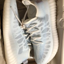 Yeezy adidas 350 v2 “Mono Ice”- 8,9.5