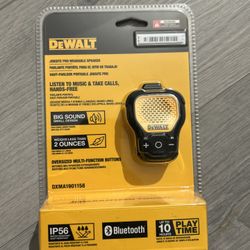 Dewalt Jobsite Bluetooth Speaker (35)