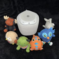 Story Pod Interactive Storytelling Device +6 Character Animals 