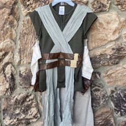 Costume