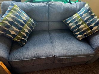 Love seat