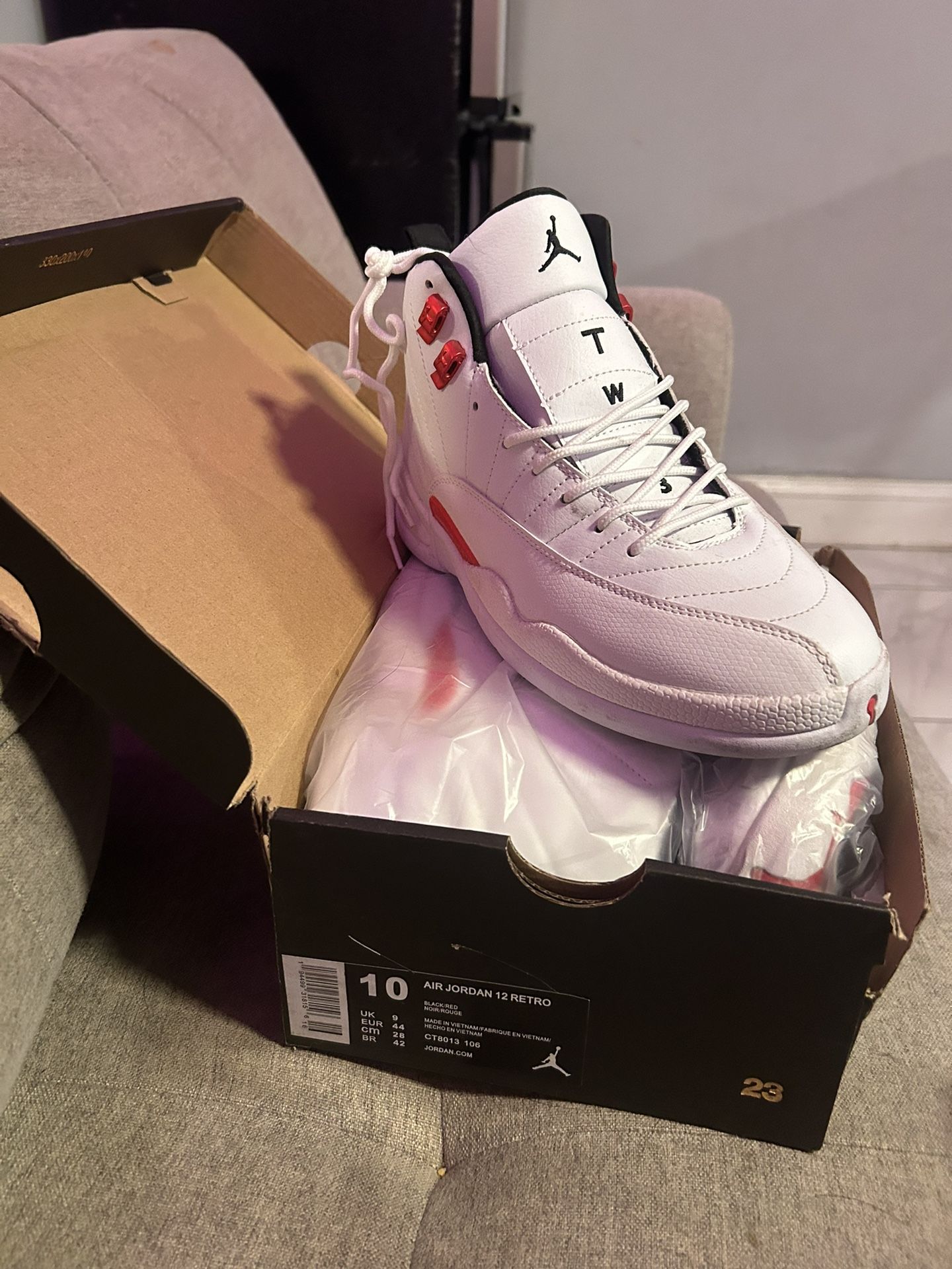 Jordan 12s Size 9.5