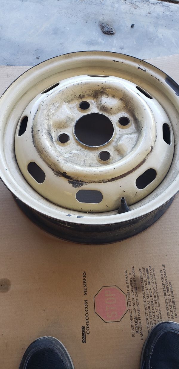 Classic 4 lug VW Beetle Wheels for Sale in Anaheim, CA OfferUp