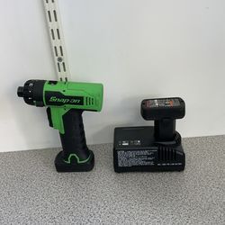 Snap On 14.4 V Cordless Screwdriver Kit