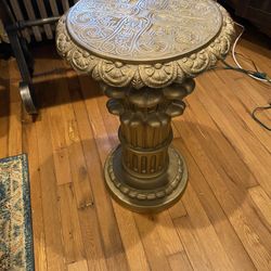 Vintage Column side table/plant Stand 