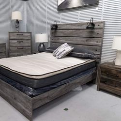 DRYSTAN MULTI PANEL BEDROOM SET4-Piece (Bed, Dresser, Mirror, Nightstand)