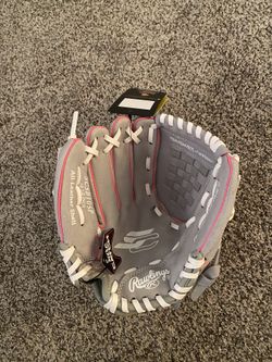 Rawlings Left Hand Throw Right Hand Catch Softball Glove 
