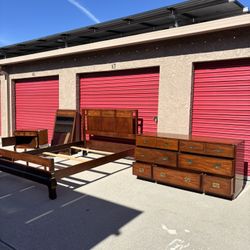 National Mount Airy Solid Wood 4-Piece Bedroom Set