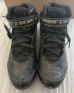 Under Armour Football Cleats