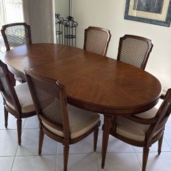 Vintage Henredon Extension Dining Table & 6 Cane-Back Chairs Set (with 2 Leaves)