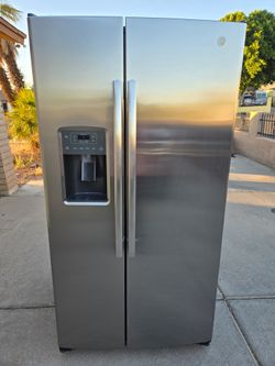 Refrigerator GE Stainless Steel