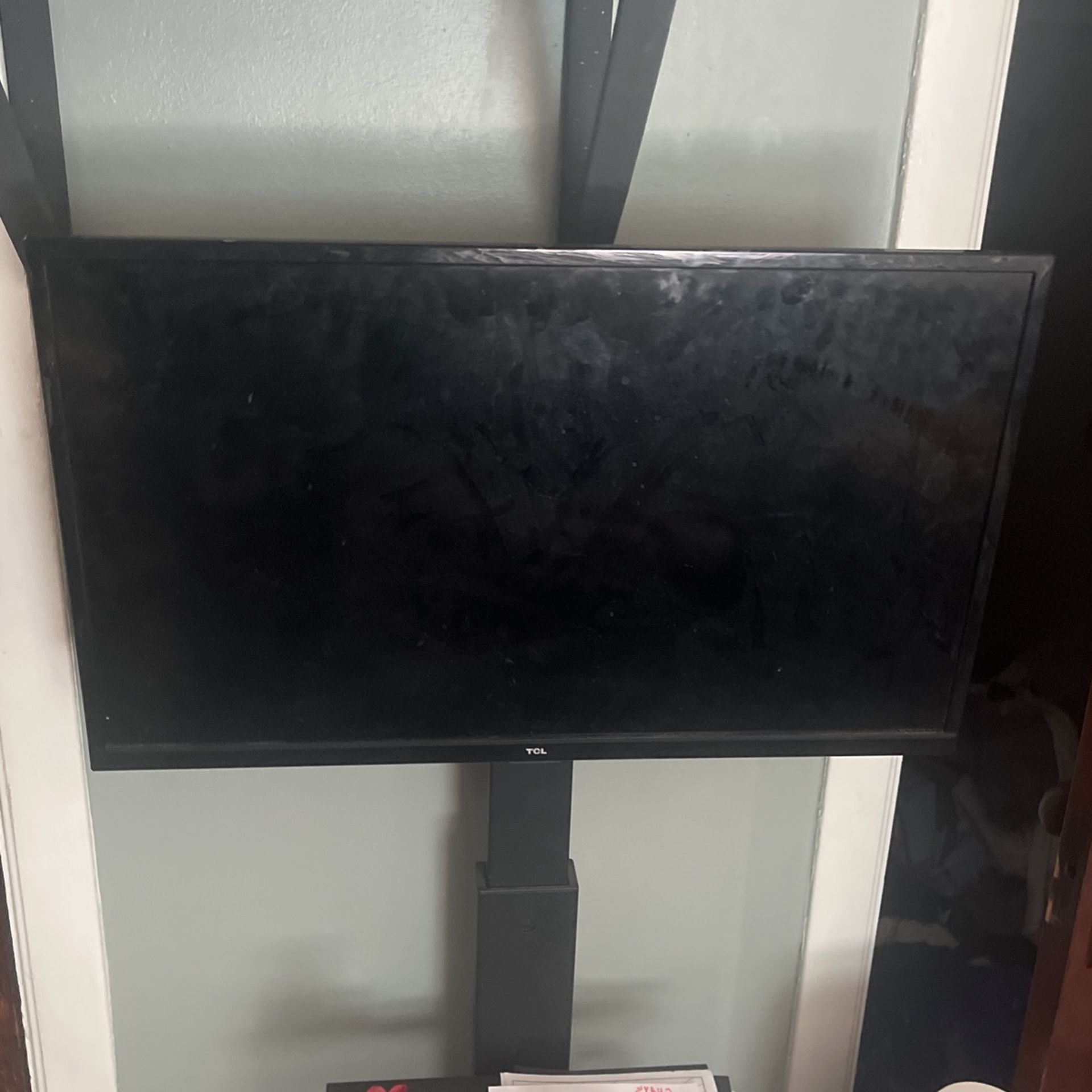 30in TCL TV