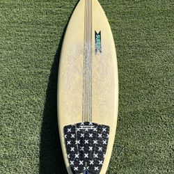 Shortboard 5'9 Superbrand "The Fling" 31.6L