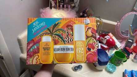 Body Wash Set $25
