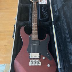 Yamaha Pacifica Electric Guitar w/ Gator Hard Case – Upgraded Pickups