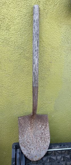 Round shovel 