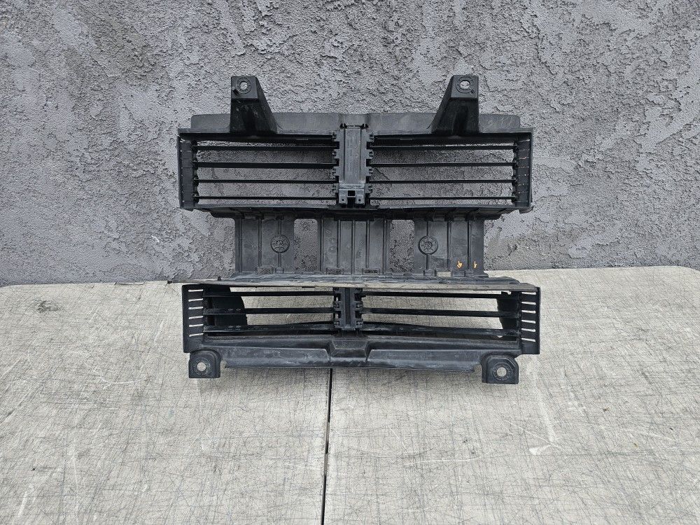 Ford Mustang 2018 2019 2020 2021 2022 2023 Radiator Ac CondenSer Active Shutter Air Duct Buffle