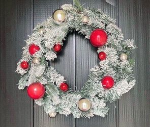 15" CHRISTMAS OUTDOOR DOOR WREATH