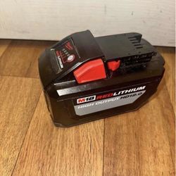 Milwakee 12.0 Battery