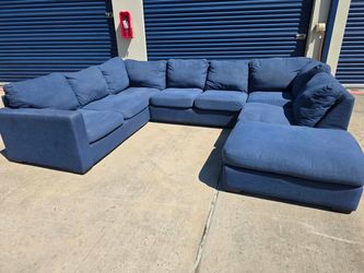 Sectional with chaise