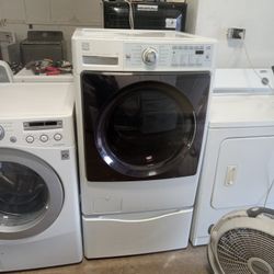 Kenmore King-size Capacity Front Load Washing Machine Comes With A Complete 30 Day Warranty And Free Delivery Vancouver Area