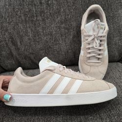 Adidas Size 8.5 Mujer 🚺 