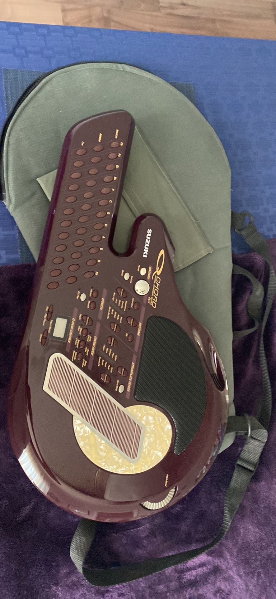 Suzuki Q-Cord Electronic Guitar