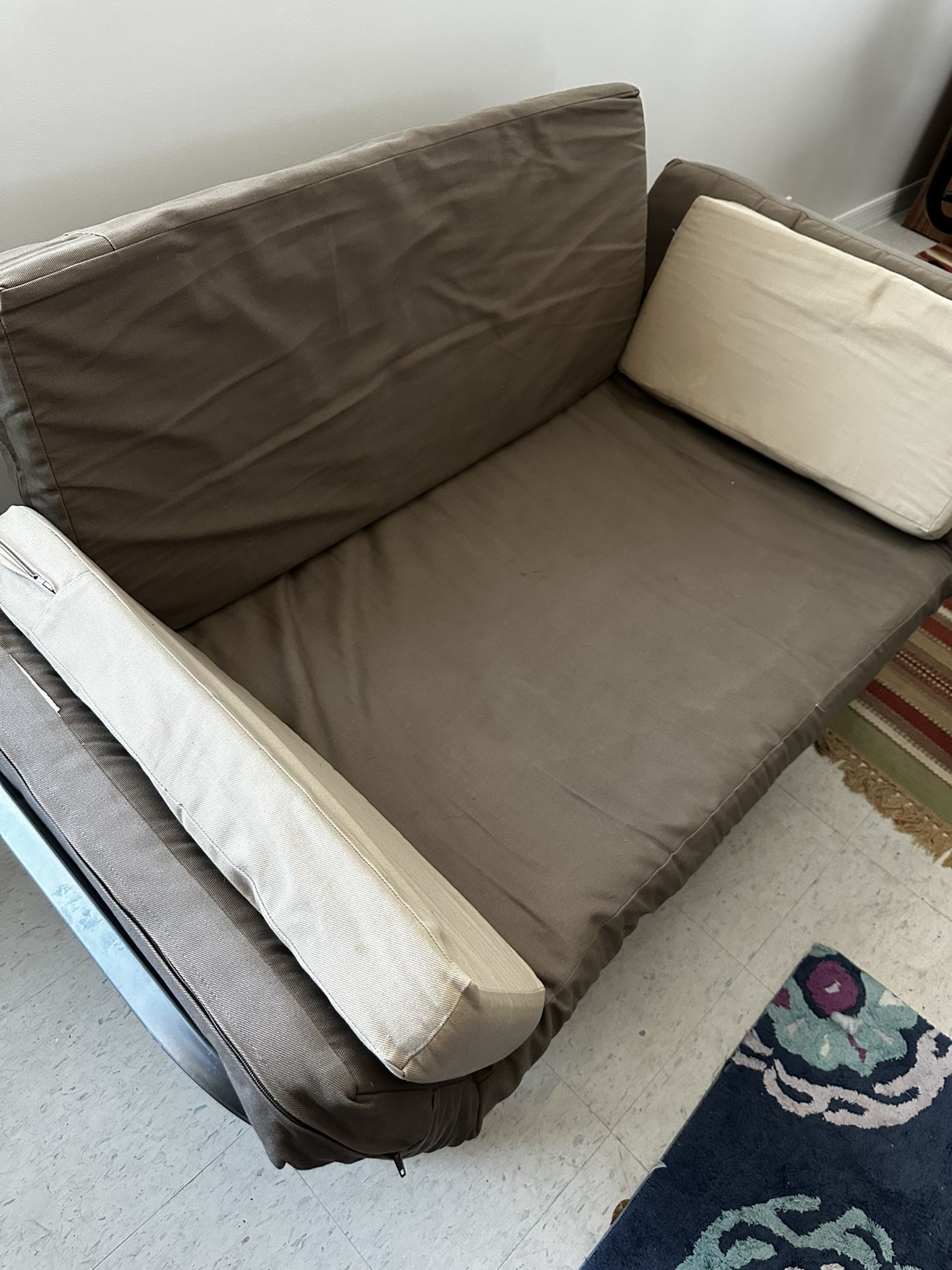 Click Futon