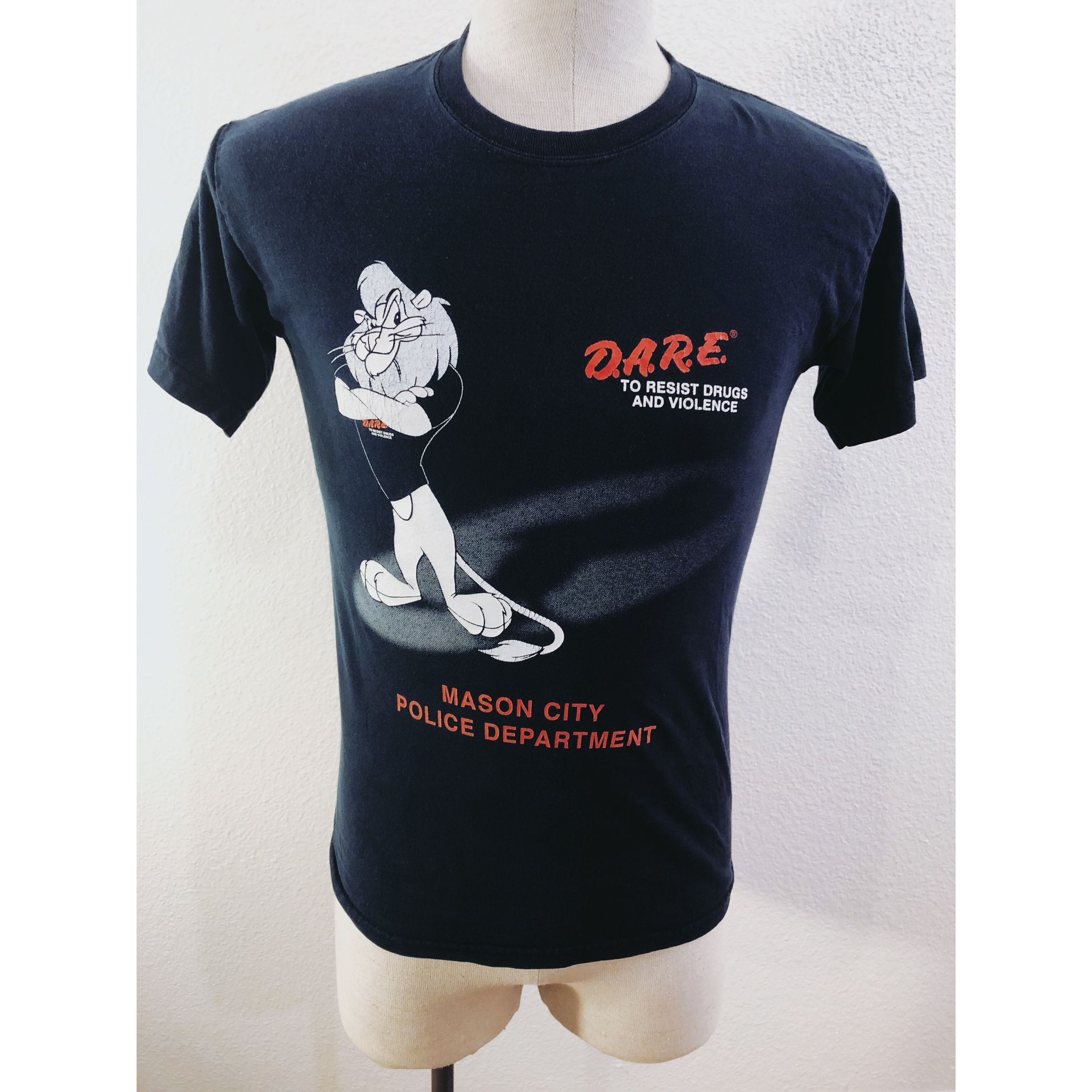 VINTAGE 90’s D.A.R.E PROGRAM T-SHIRT