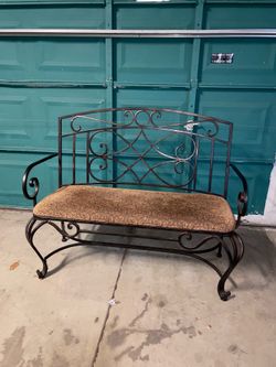 Wrought Iron Bench w Cushion