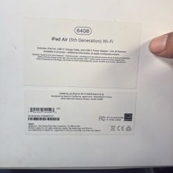 iPad Air (5th Generation) 64g