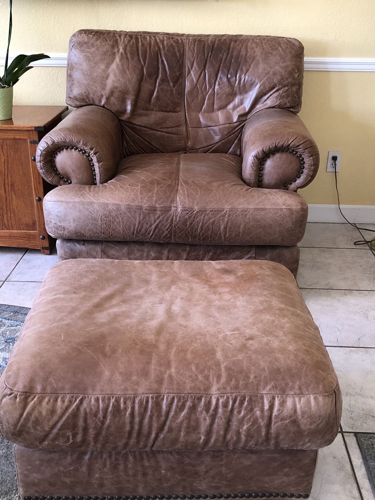 Classic Leather Chair and Ottoman