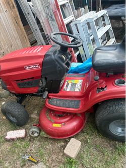 Craftsman T1400 riding mower $700