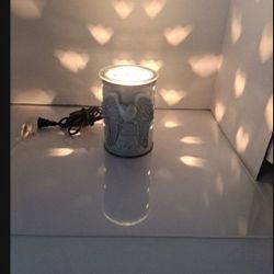 Scentsy Angel Wings Wax Warmer 