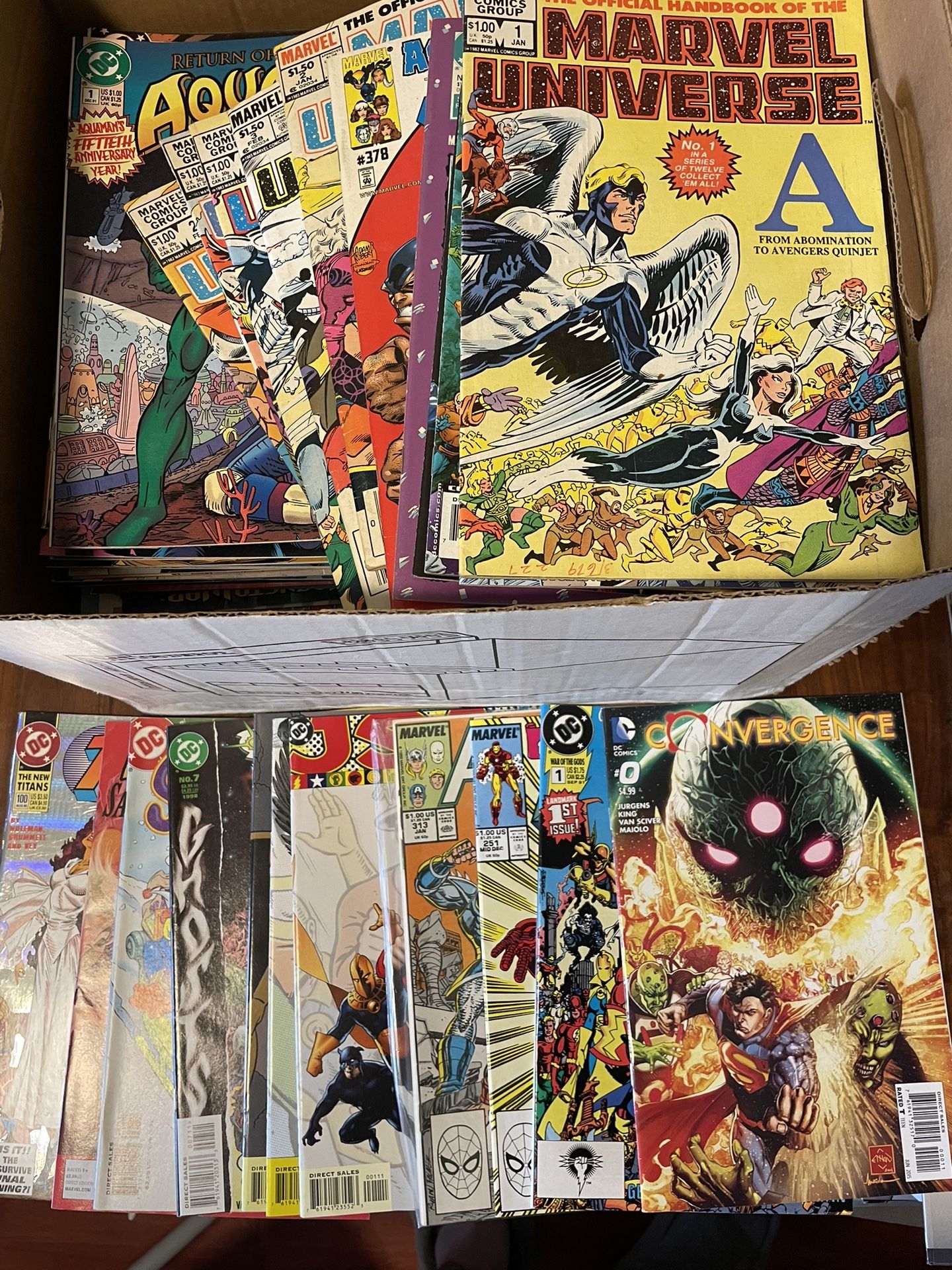 Hundreds of Marvel and DC Comics comic books