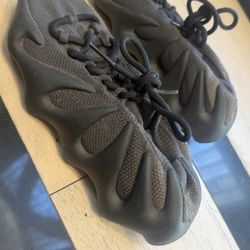 Yeezy 450 Utility Black Sneakers 