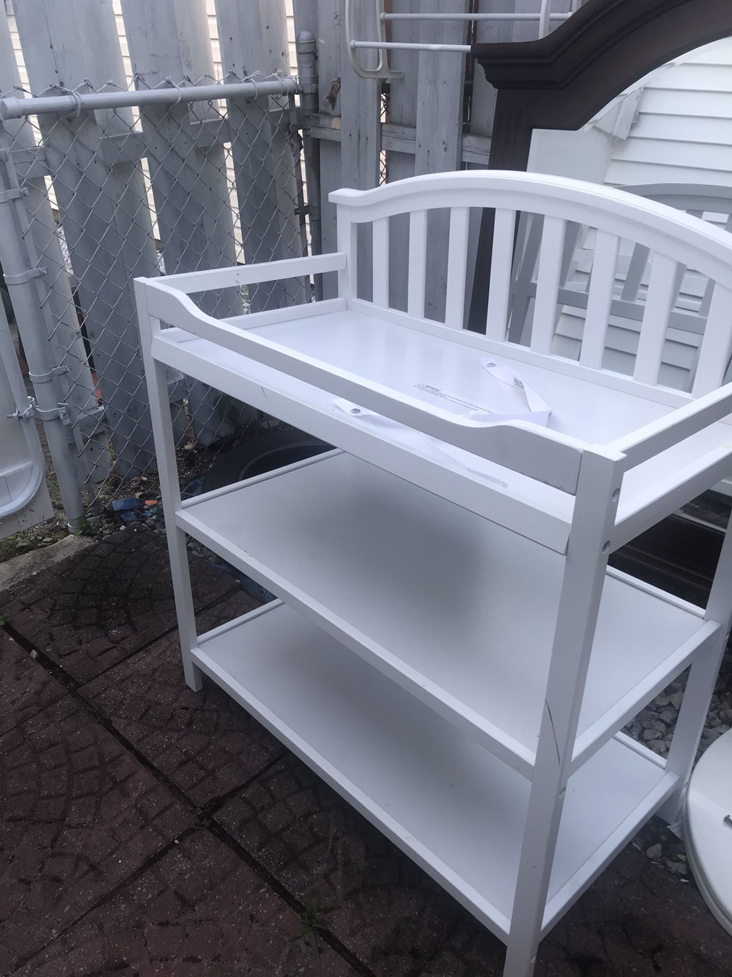 Changing table/shelf