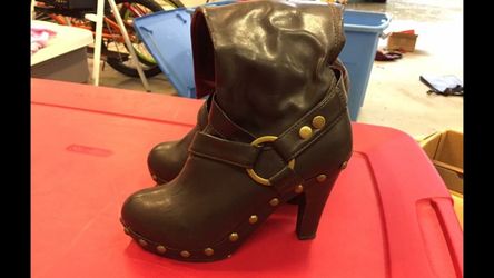 Victoria secret boots