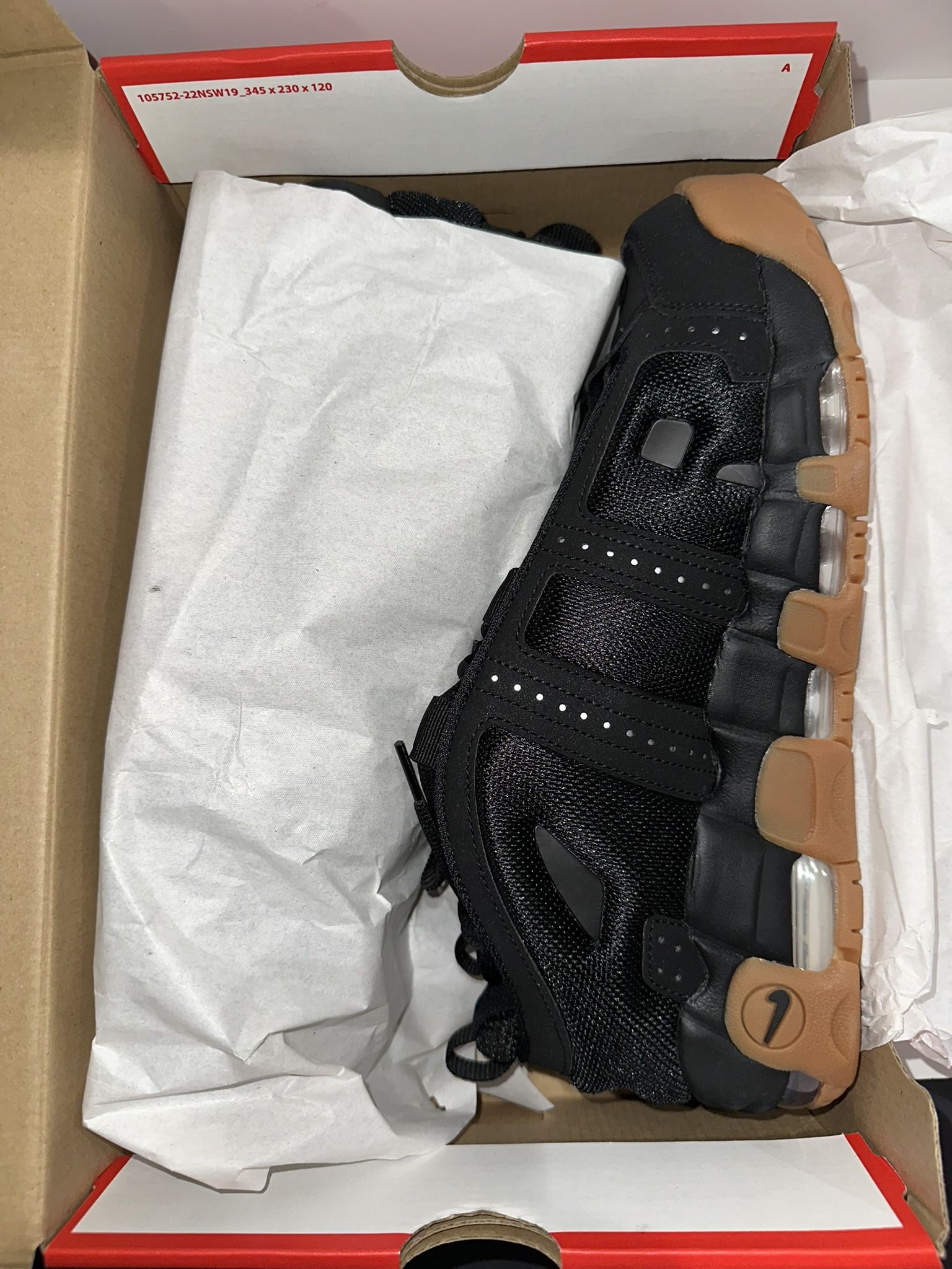 Nike Air More Uptempo Low Black Gum Size 10.5 mens