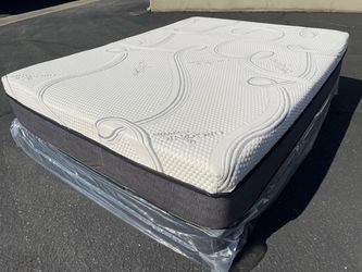 Queen Cooling Gel Hybrid Memory Foam Mattress!