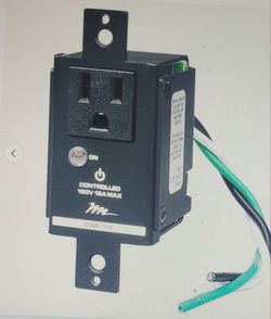 Middle Atlantic CWP-115 12A Rated Controlled Wall Plate Nema 5-15R