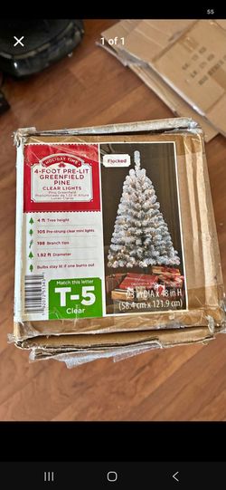 Pre-Lit greenfield pine 4ft  flocked