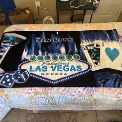 Vibrant "Sin City" Las Vegas Souvenir Beach Towel