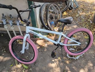 20' JoyStar Bike