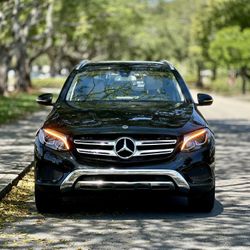 2018 Mercedes-Benz GLC 300